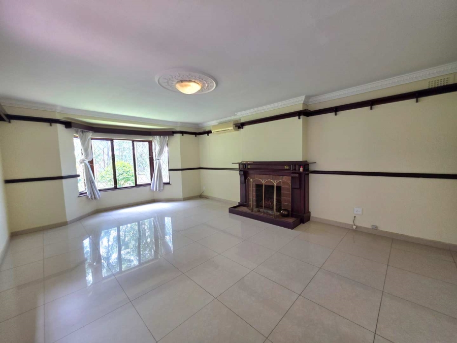 4 Bedroom Property for Sale in Kloof KwaZulu-Natal