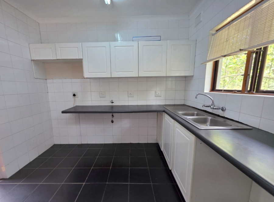 4 Bedroom Property for Sale in Kloof KwaZulu-Natal