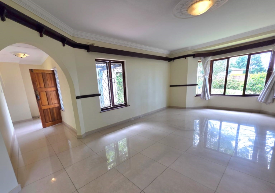 4 Bedroom Property for Sale in Kloof KwaZulu-Natal