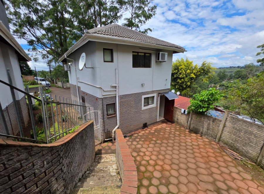 4 Bedroom Property for Sale in Kloof KwaZulu-Natal