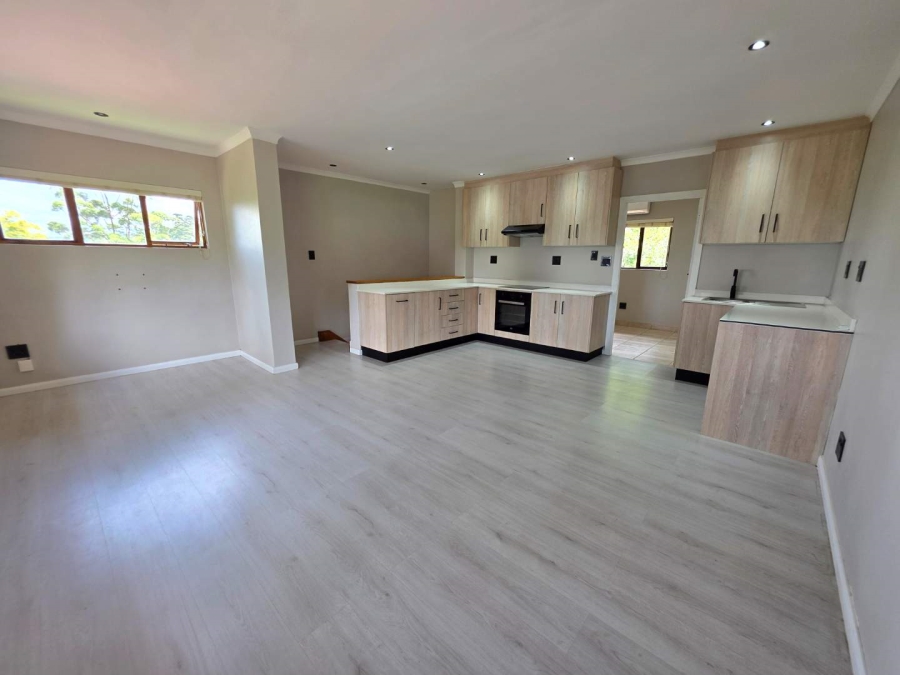 4 Bedroom Property for Sale in Kloof KwaZulu-Natal