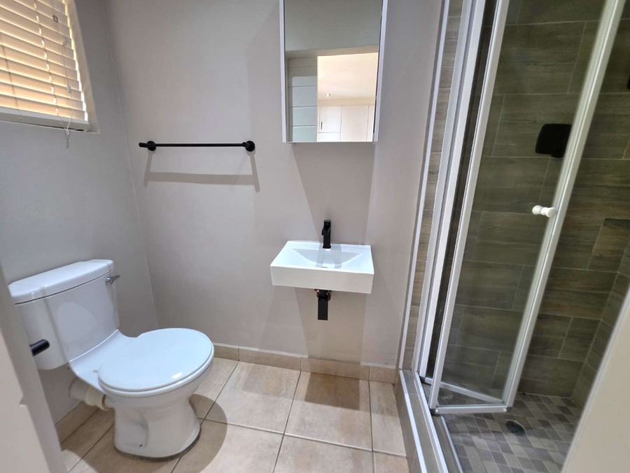 4 Bedroom Property for Sale in Kloof KwaZulu-Natal