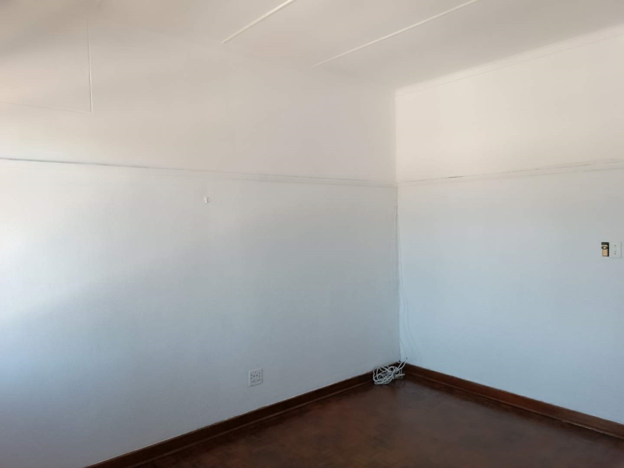 To Let 1 Bedroom Property for Rent in Scottsville KwaZulu-Natal