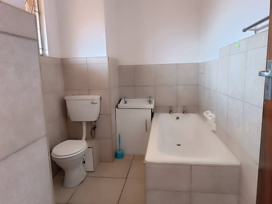 To Let 1 Bedroom Property for Rent in Scottsville KwaZulu-Natal