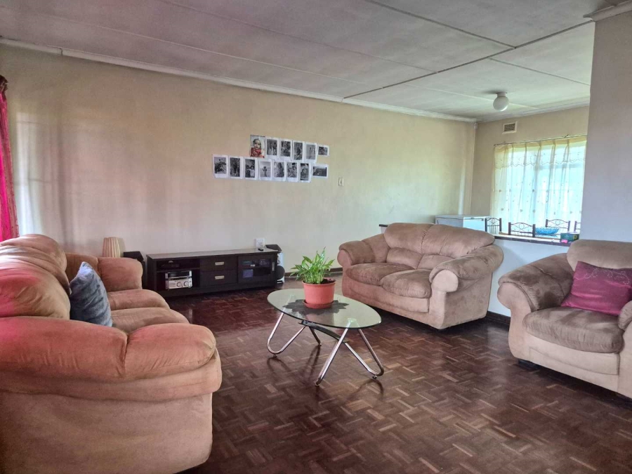 3 Bedroom Property for Sale in Athlone Park KwaZulu-Natal