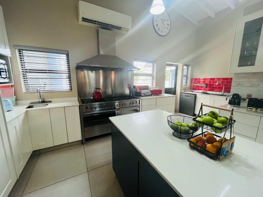 4 Bedroom Property for Sale in Glen Hills KwaZulu-Natal