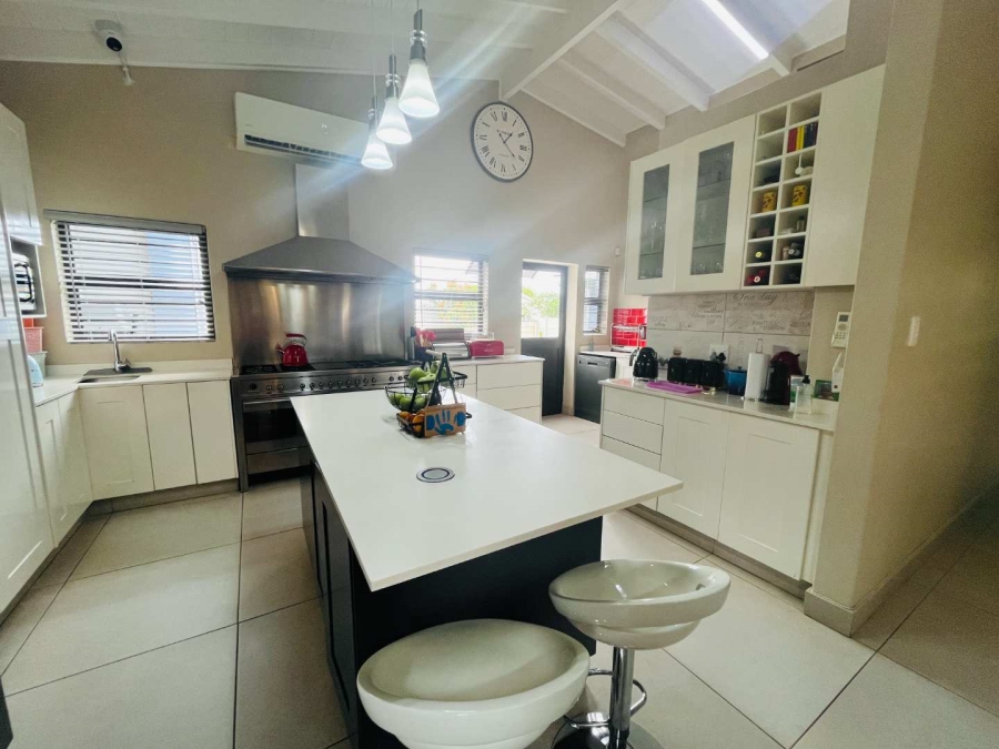 4 Bedroom Property for Sale in Glen Hills KwaZulu-Natal