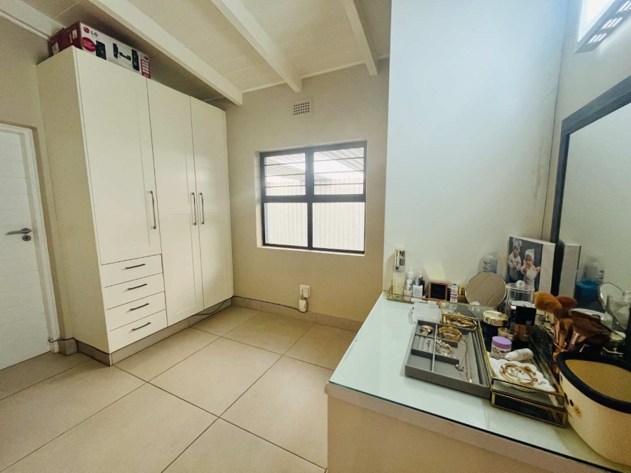 4 Bedroom Property for Sale in Glen Hills KwaZulu-Natal