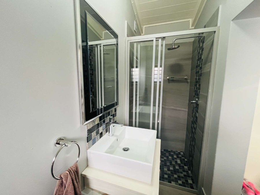 4 Bedroom Property for Sale in Glen Hills KwaZulu-Natal