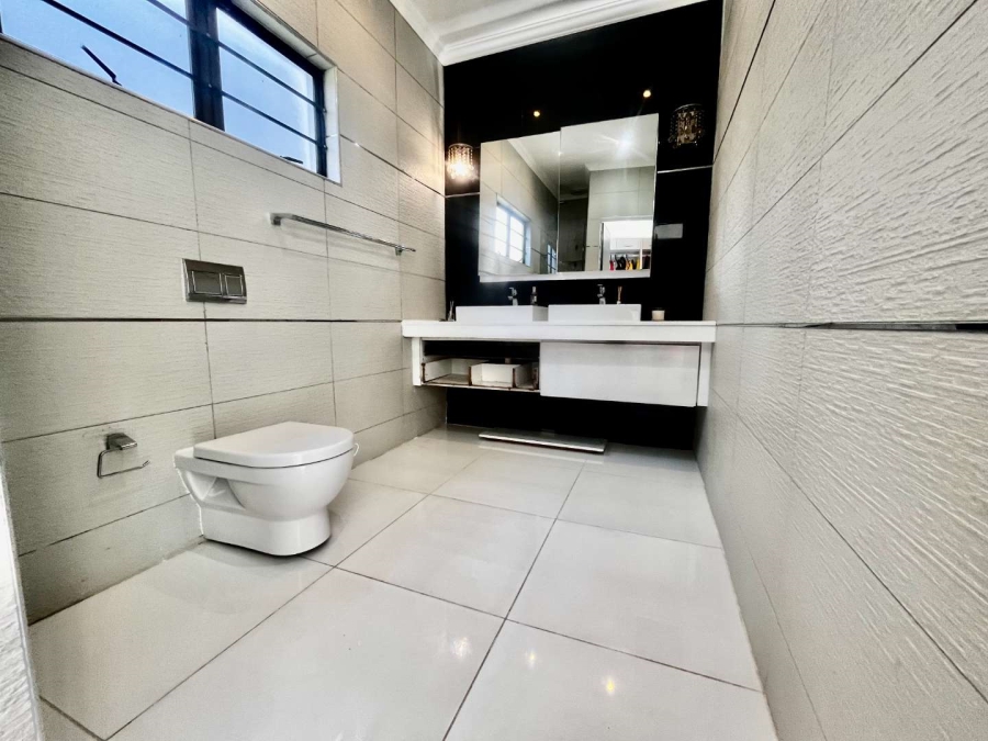 3 Bedroom Property for Sale in La Lucia KwaZulu-Natal