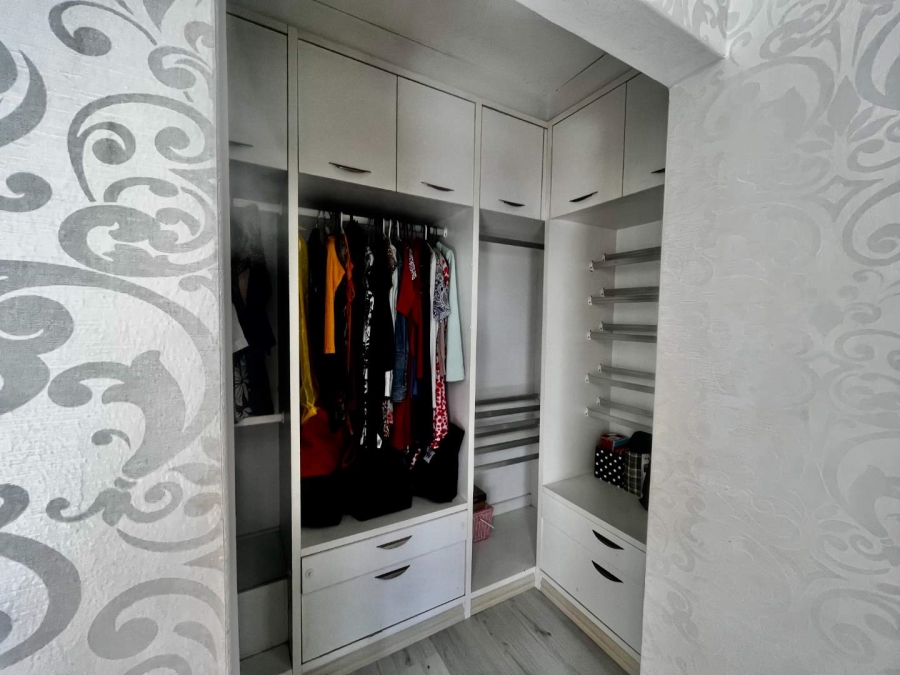 3 Bedroom Property for Sale in La Lucia KwaZulu-Natal