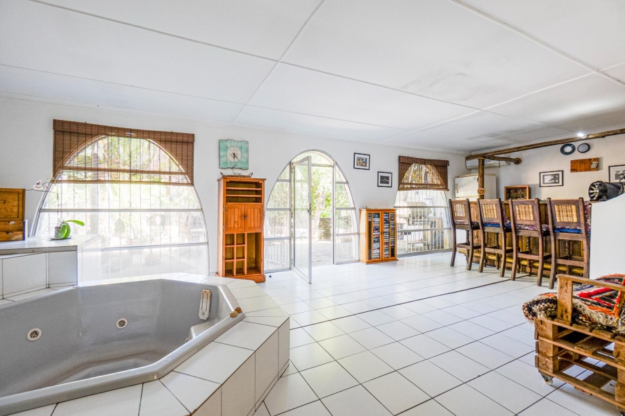 3 Bedroom Property for Sale in Amanzimtoti KwaZulu-Natal