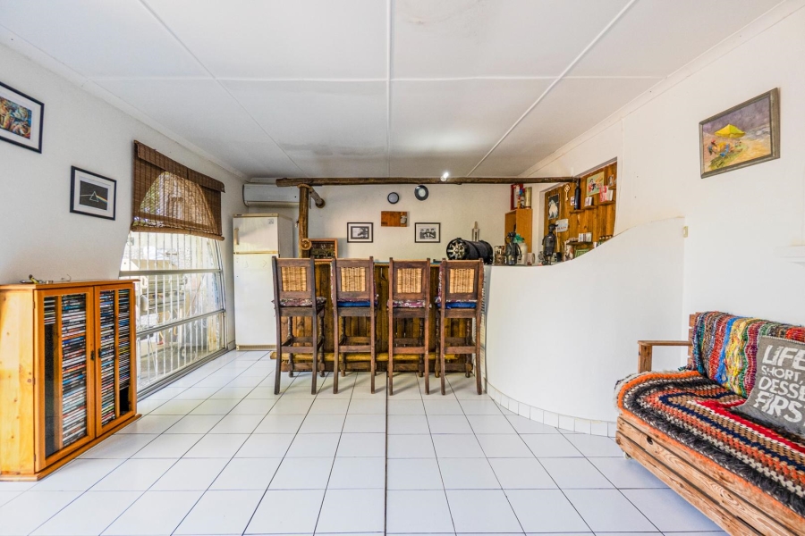 3 Bedroom Property for Sale in Amanzimtoti KwaZulu-Natal