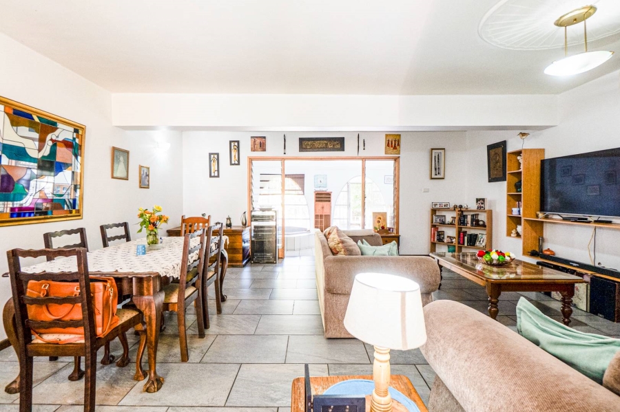 3 Bedroom Property for Sale in Amanzimtoti KwaZulu-Natal