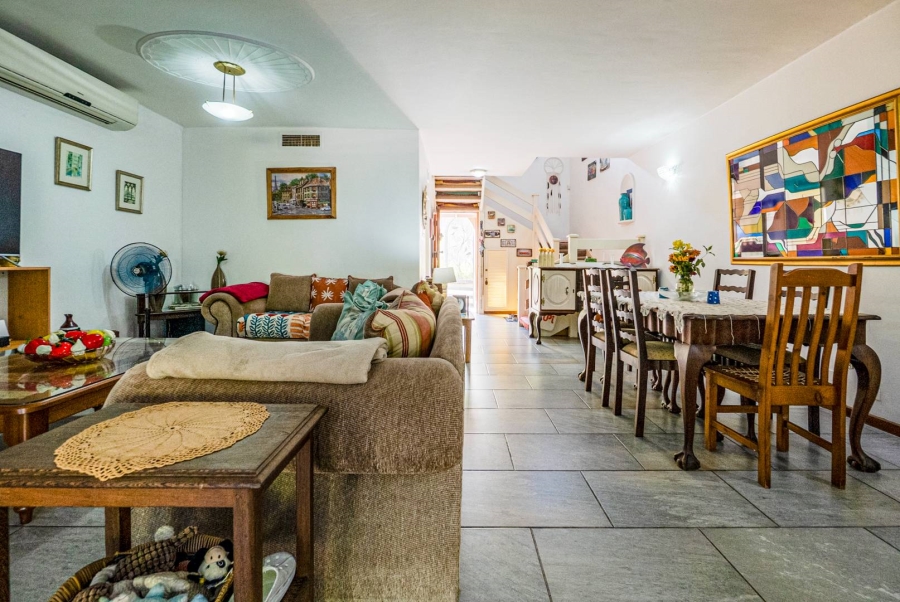 3 Bedroom Property for Sale in Amanzimtoti KwaZulu-Natal