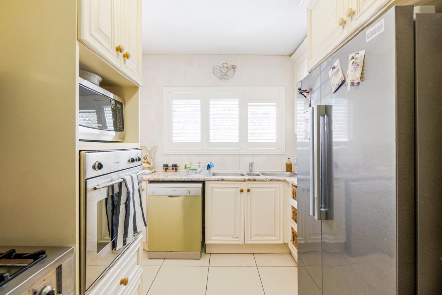 3 Bedroom Property for Sale in Amanzimtoti KwaZulu-Natal