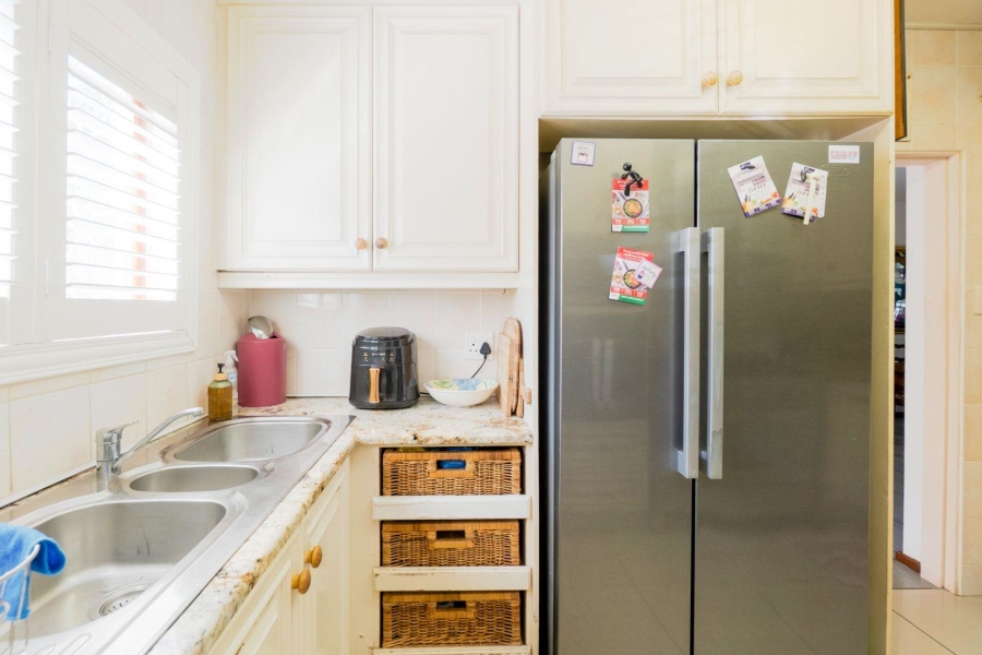 3 Bedroom Property for Sale in Amanzimtoti KwaZulu-Natal