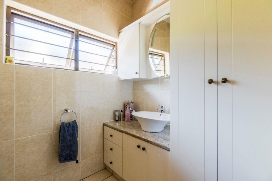 3 Bedroom Property for Sale in Amanzimtoti KwaZulu-Natal