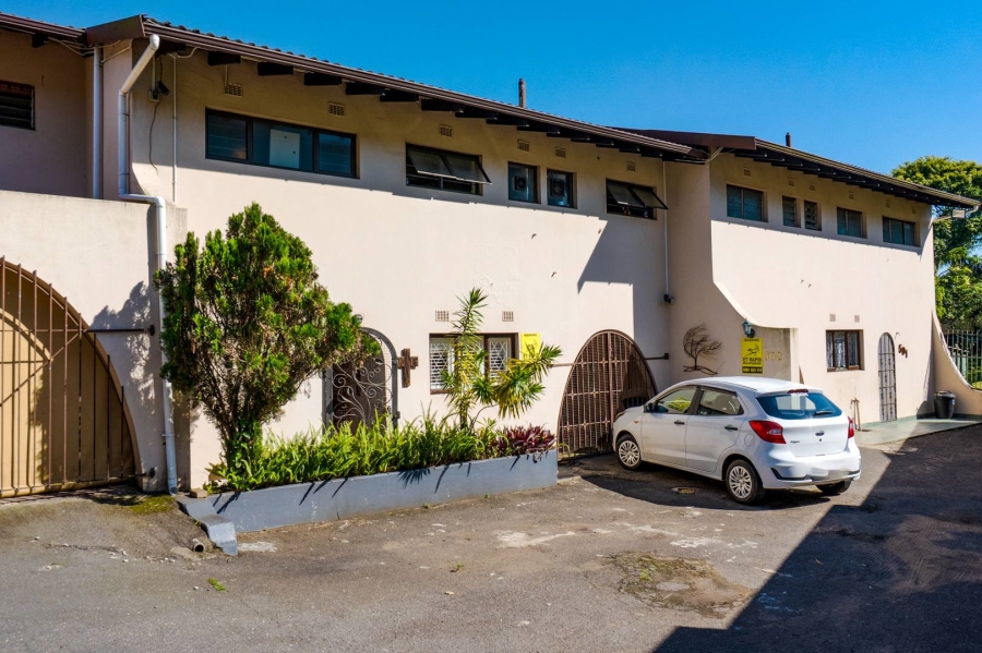 3 Bedroom Property for Sale in Amanzimtoti KwaZulu-Natal