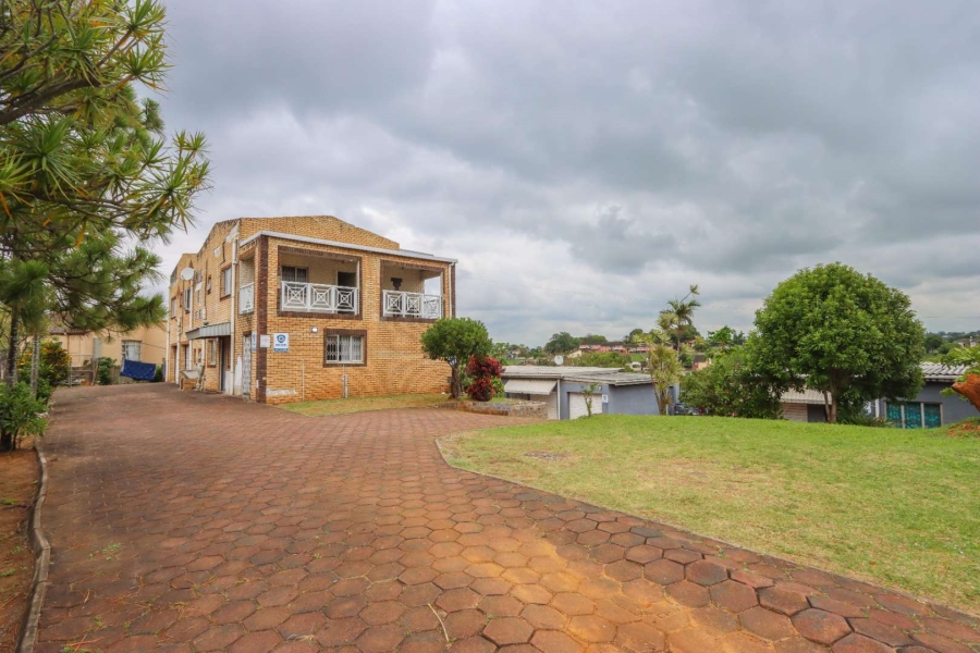 6 Bedroom Property for Sale in Woodhaven KwaZulu-Natal
