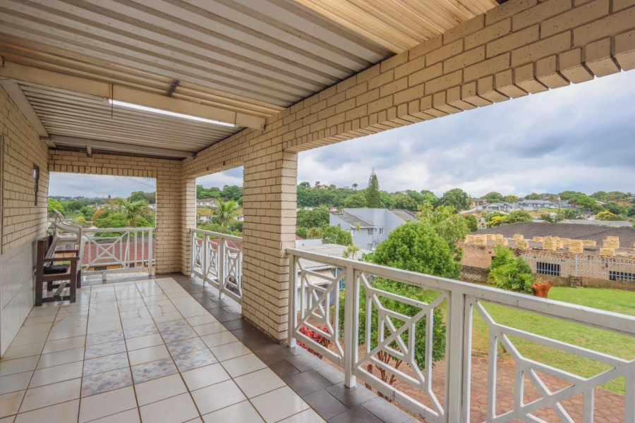 6 Bedroom Property for Sale in Woodhaven KwaZulu-Natal