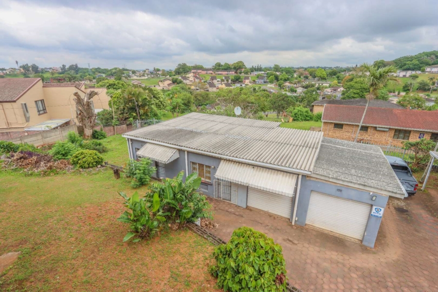 6 Bedroom Property for Sale in Woodhaven KwaZulu-Natal