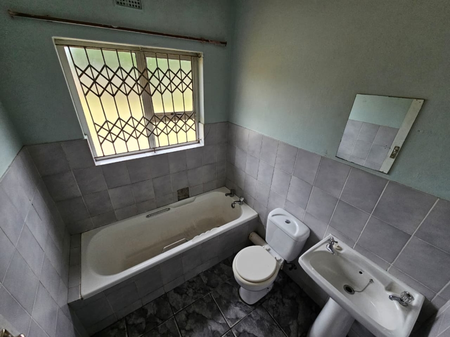 To Let 3 Bedroom Property for Rent in Wildenwide KwaZulu-Natal