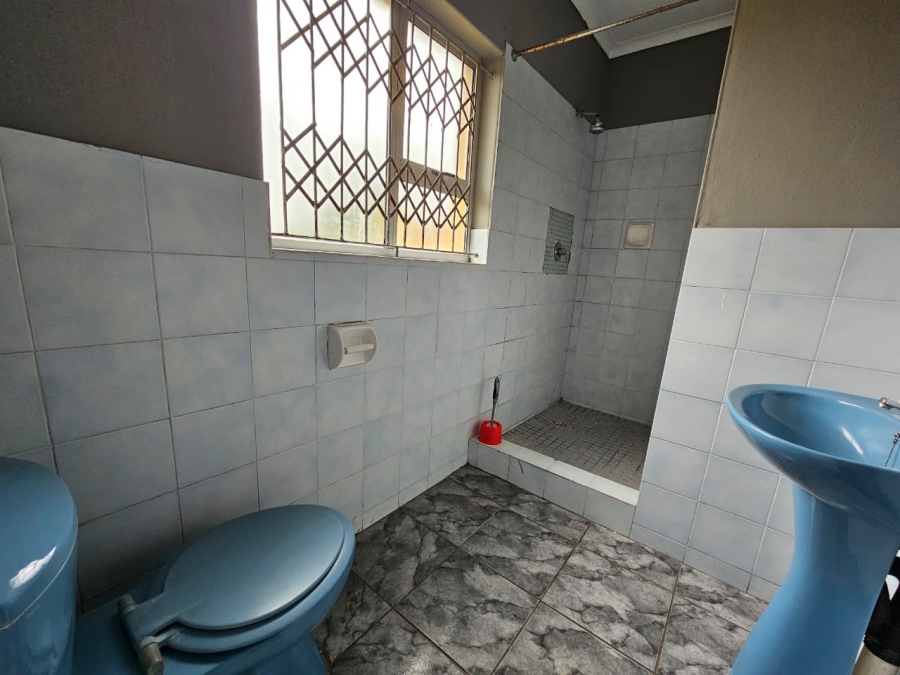 To Let 3 Bedroom Property for Rent in Wildenwide KwaZulu-Natal