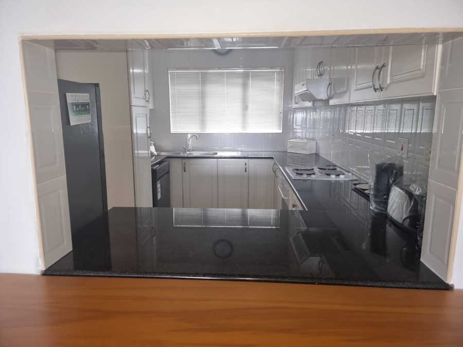 To Let 3 Bedroom Property for Rent in Umhlanga KwaZulu-Natal
