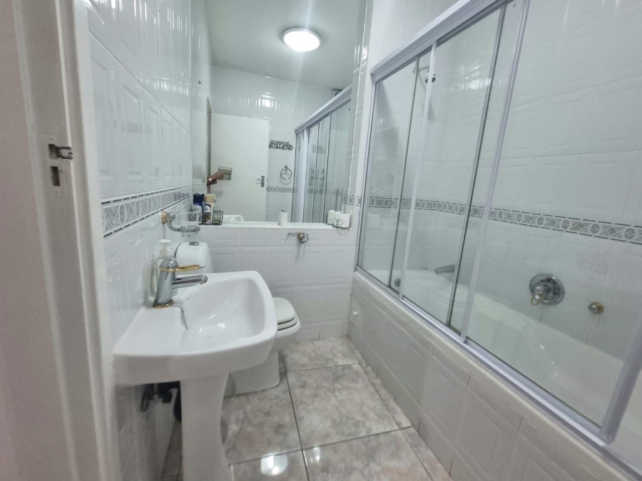 To Let 3 Bedroom Property for Rent in Umhlanga KwaZulu-Natal