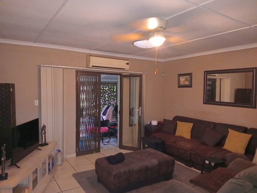 2 Bedroom Property for Sale in Arboretum KwaZulu-Natal