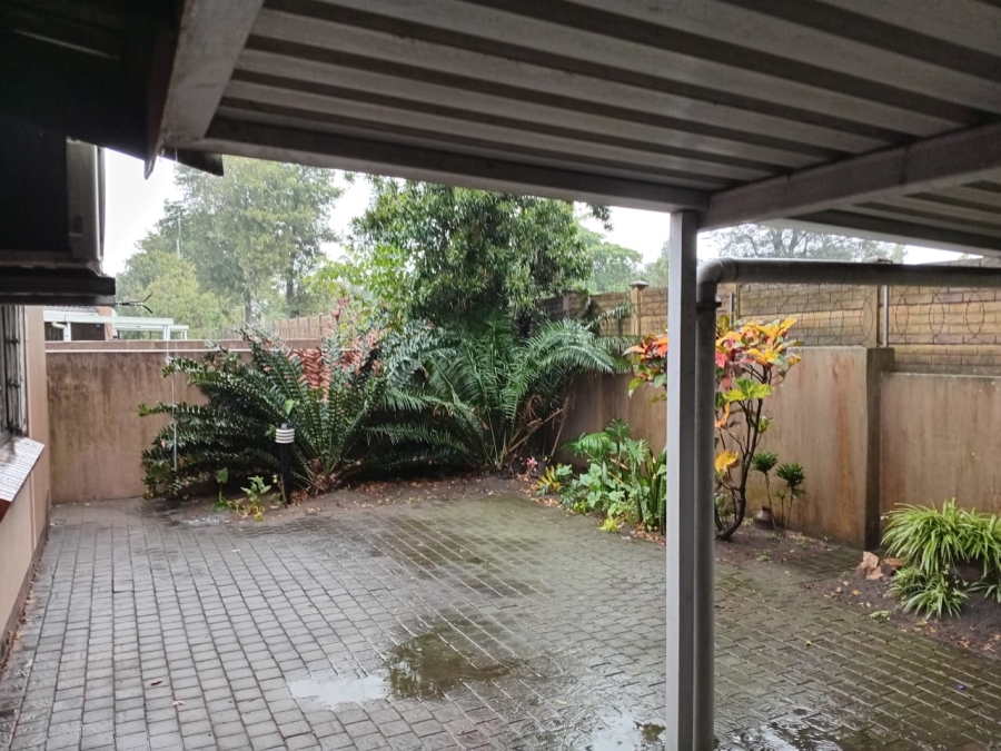 2 Bedroom Property for Sale in Arboretum KwaZulu-Natal