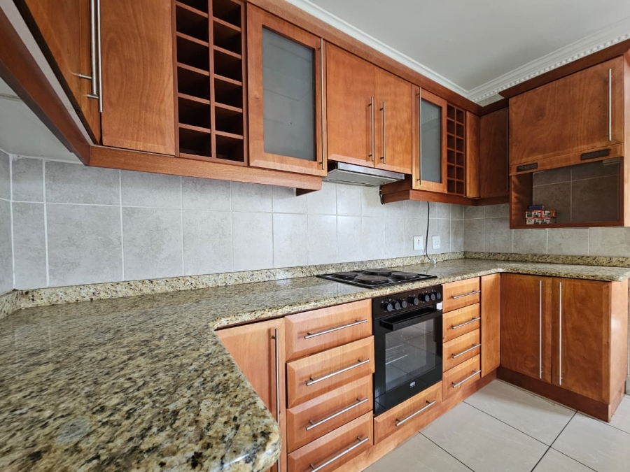 To Let 5 Bedroom Property for Rent in Birdswood KwaZulu-Natal