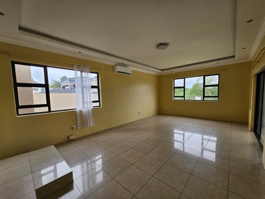 To Let 5 Bedroom Property for Rent in Birdswood KwaZulu-Natal