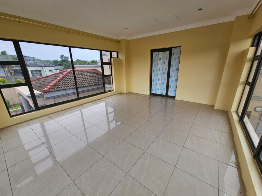 To Let 5 Bedroom Property for Rent in Birdswood KwaZulu-Natal