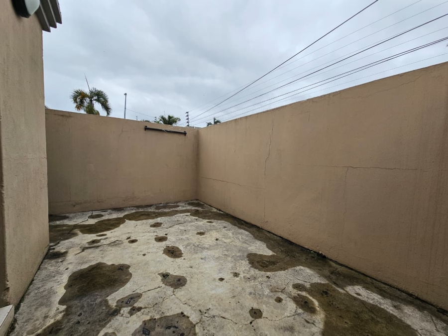 To Let 5 Bedroom Property for Rent in Birdswood KwaZulu-Natal