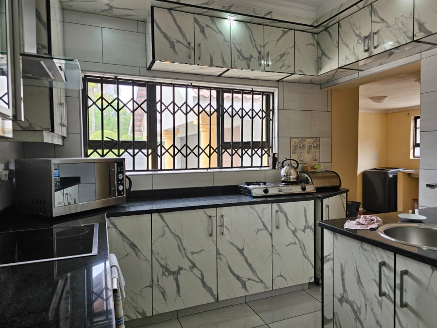 4 Bedroom Property for Sale in Veld En Vlei KwaZulu-Natal