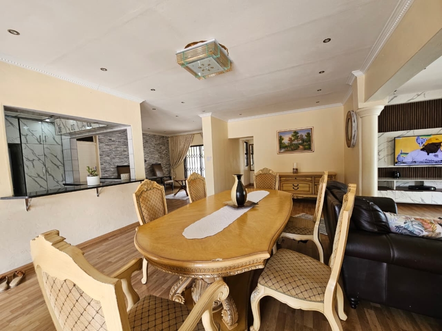 4 Bedroom Property for Sale in Veld En Vlei KwaZulu-Natal