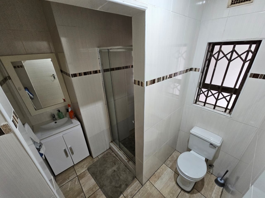 4 Bedroom Property for Sale in Veld En Vlei KwaZulu-Natal