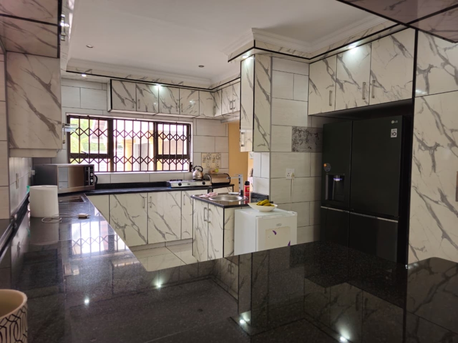 To Let 4 Bedroom Property for Rent in Veld En Vlei KwaZulu-Natal