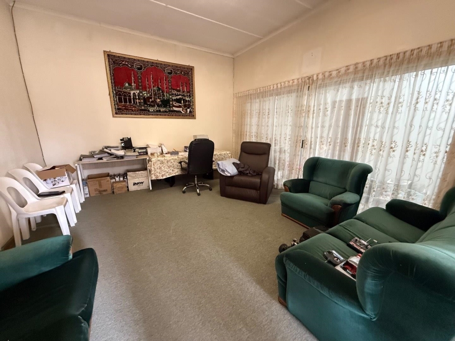 5 Bedroom Property for Sale in Vryheid KwaZulu-Natal