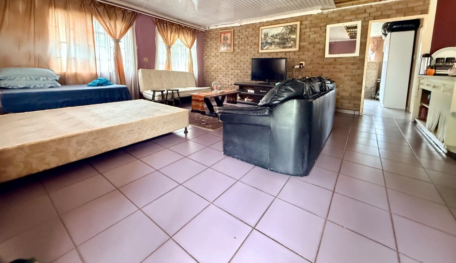 5 Bedroom Property for Sale in Vryheid KwaZulu-Natal