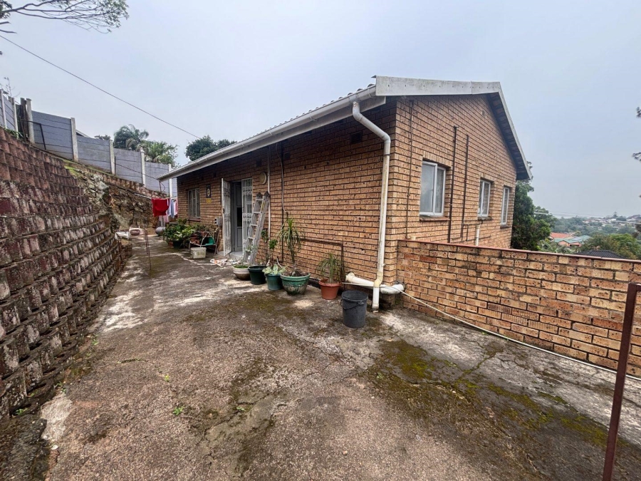 2 Bedroom Property for Sale in Queensburgh KwaZulu-Natal