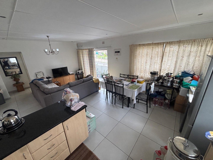 2 Bedroom Property for Sale in Queensburgh KwaZulu-Natal