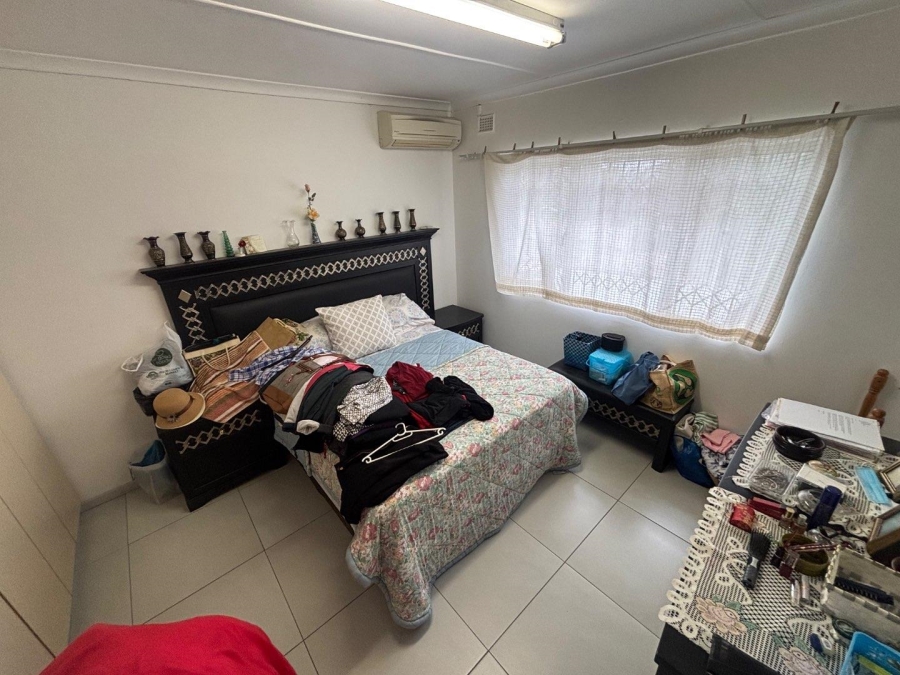 2 Bedroom Property for Sale in Queensburgh KwaZulu-Natal