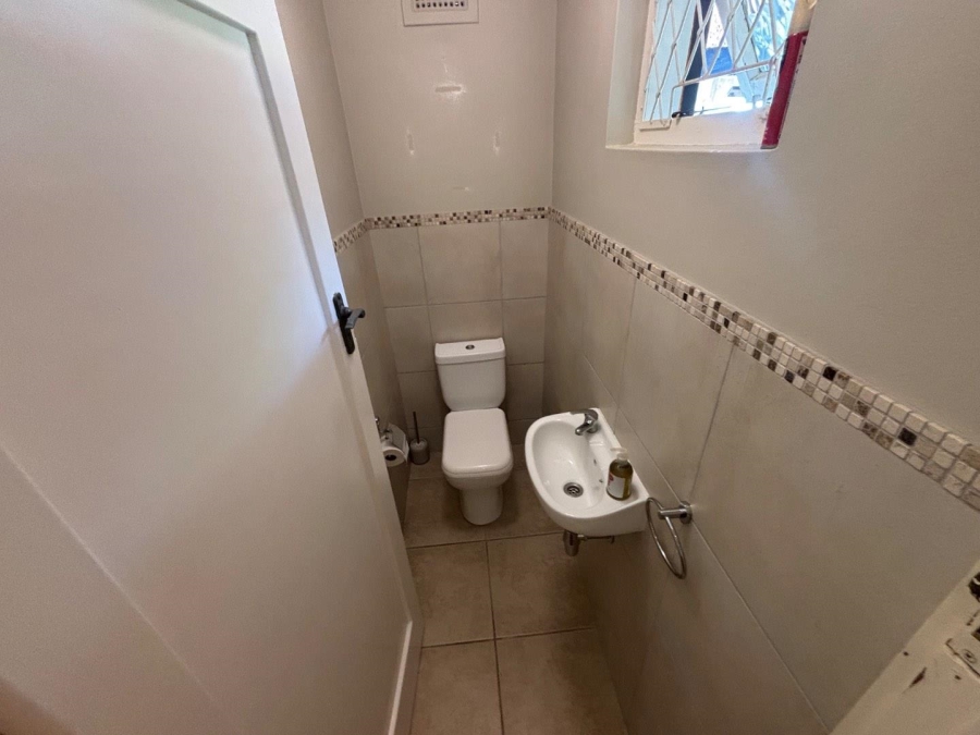 3 Bedroom Property for Sale in Queensburgh KwaZulu-Natal