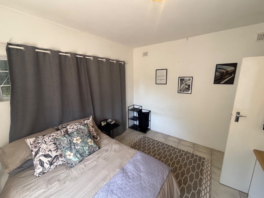 To Let 1 Bedroom Property for Rent in Kloof KwaZulu-Natal