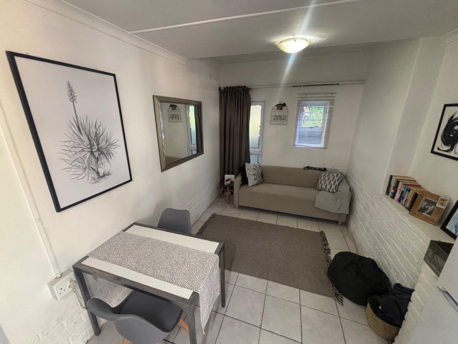 To Let 1 Bedroom Property for Rent in Kloof KwaZulu-Natal
