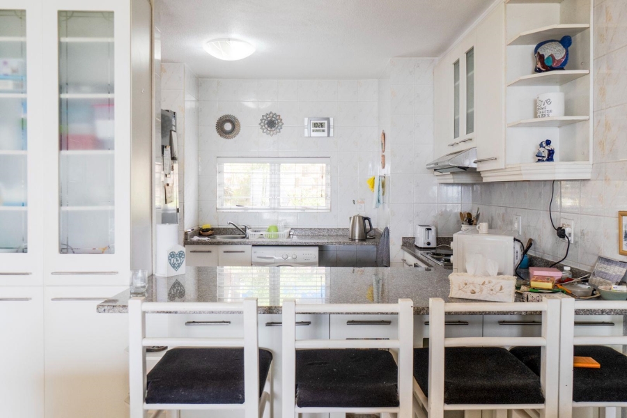 2 Bedroom Property for Sale in Amanzimtoti KwaZulu-Natal