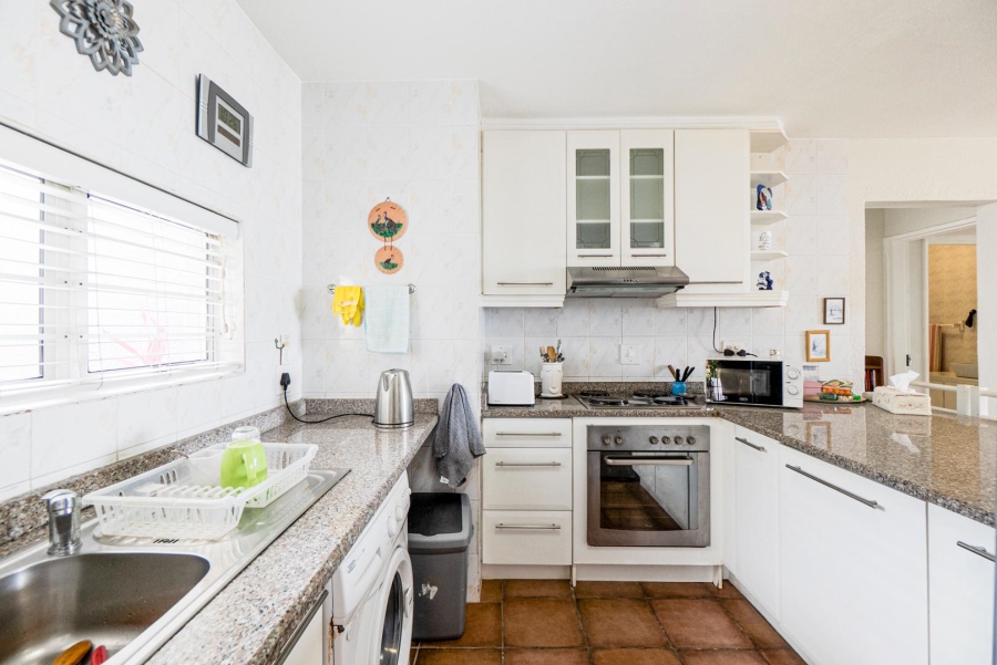 2 Bedroom Property for Sale in Amanzimtoti KwaZulu-Natal